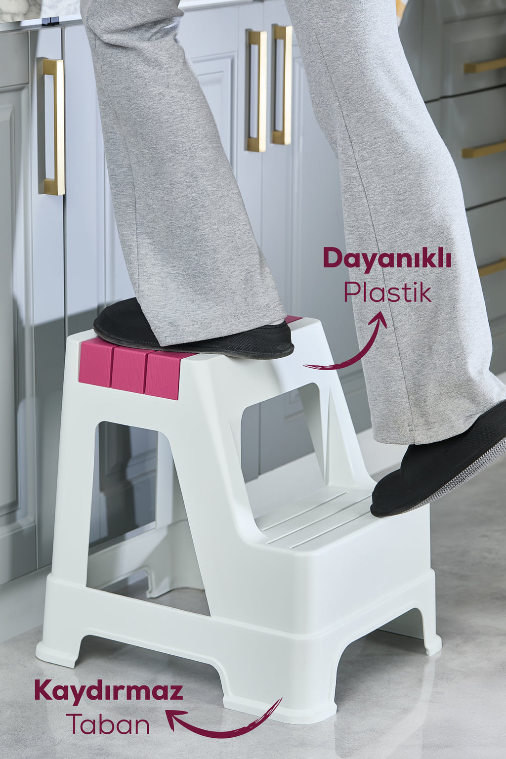 Plastik Basamaklı Tabure Pembe