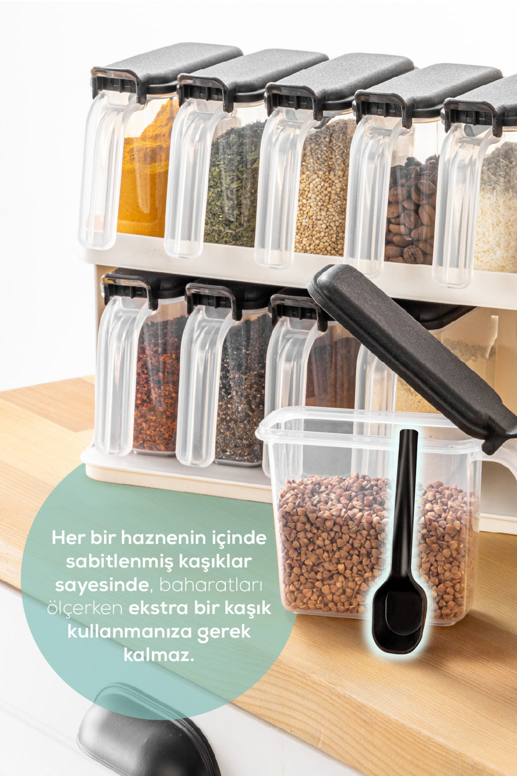 12'li Beyaz Standlı Kaşıklı Etiketli Kendinden Yapışkanlı Baharatlık Seti Beyaz